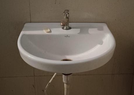 Bidhuna Hotel | Abhivav oyo hotel