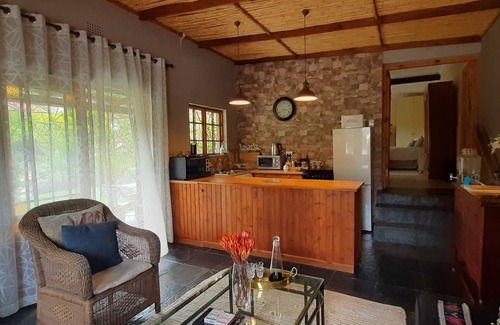 Montagu House | Abigails Garden Cottage