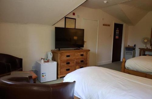 Clifton Hampden Bed & Breakfast | AbingPlough House