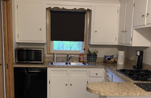 Bedford House | Abi’s Place - Room rentals ONLY - Bedroom #2