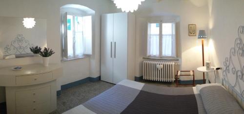 Castagneto Carducci Apartment | Abitare il Borgo Piazza del Popolo