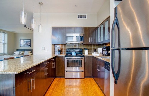 Downtown Memphis Apartment | Abode Memphis - Downtown Madison Ave