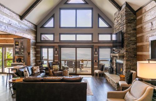 Boone House | Above and Beyond