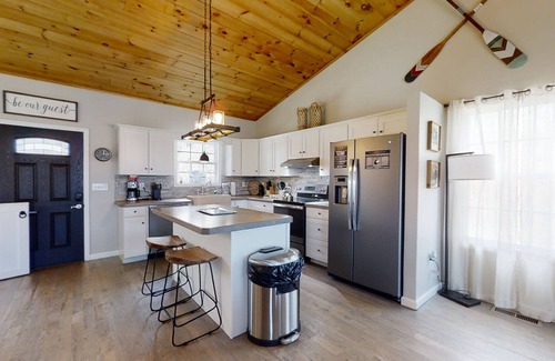 Sevierville House | Above The Cove 3 Bedroom Home by RedAwning