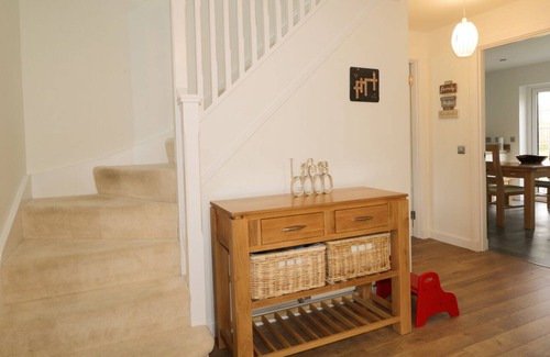 Forres Cottage | ABOYNE, pet friendly, with a garden in Forres