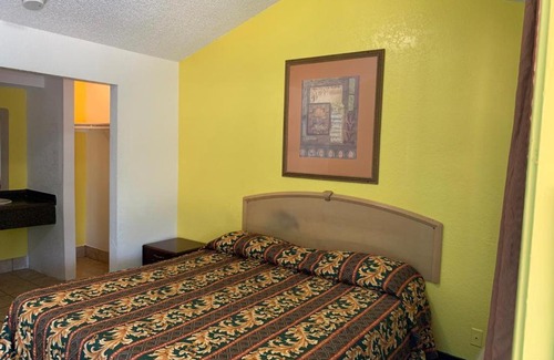 South Arlington Apartment | Abram Inn - Arlington