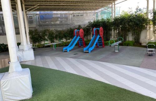 Poblacion District Apartment | Abreeza chills place 2721