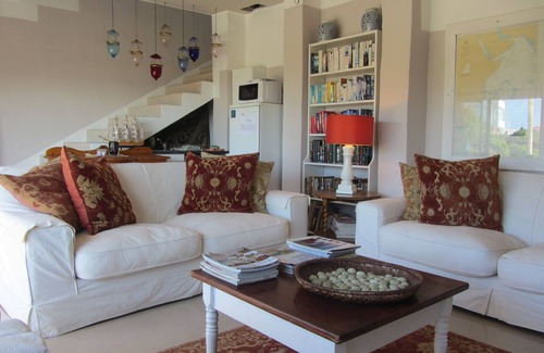Britannia Bay House | Absolute Beach