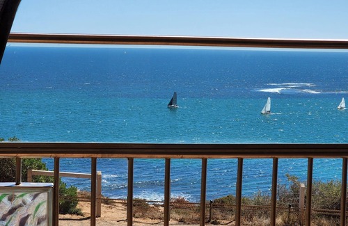 Christies Beach House | Absolute Beachfront Getaway in Adelaide's South