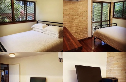 Shelly Beach House | ABSOLUTE BEACHFRONT…. and BIG!! The Shelly Beach House is ideal for families.