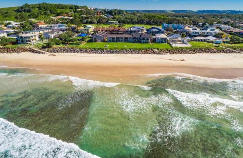 North Creek Apartment | Absolute Beachfront Apartment 1T