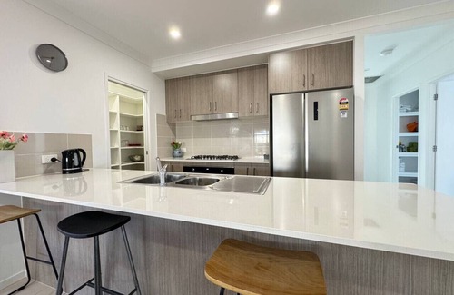 Greenbank House | Absolute Familial Paradise - Greenbank