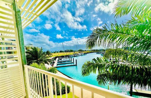 Airlie Beach Apartment | Absolute Luxury Marina Lifestyle at The Port of Airlie Beach