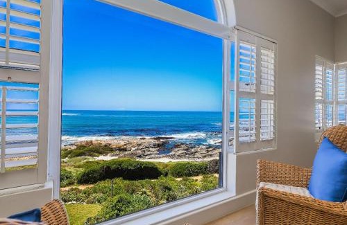 Sandbaai House | Absolute Ocean Boutique Guesthouse