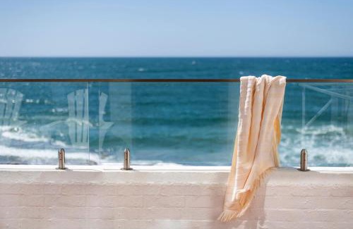 Yamba Apartment | Absolute Oceanfront Yamba - oceanstays