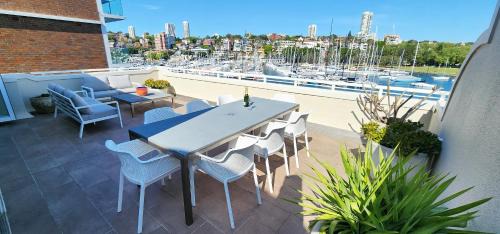 Elizabeth Bay Apartment | Absolute Waterfront with Oversized Private Terrace