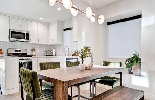 Fullerton House | Absolutely Spectacular Newly Remodeled 5mi Disney