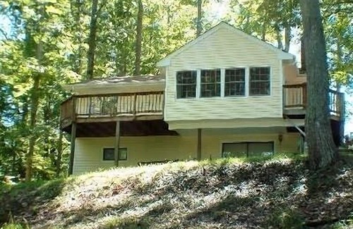 High Point House | Abundant Peace; Lakefront House with Dock, Canoe, Kayaks and WiFi Internet