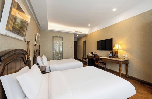 Dongcheng Hotel | AC Embassy Hotel