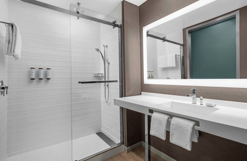 Downtown Bozeman Hotel | AC Hotel Bozeman Downtown