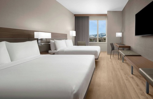 Downtown Bozeman Hotel | AC Hotel Bozeman Downtown