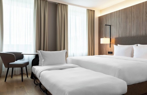 Gesundbrunnen Hotel | AC Hotel by Marriott Berlin Humboldthain Park