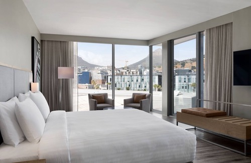 Victoria and Alfred Waterfront Hotel | AC Hotel by Marriott Cape Town Waterfront