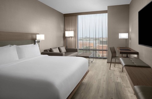 Arena District Hotel | AC Hotel by Marriott Columbus Downtown