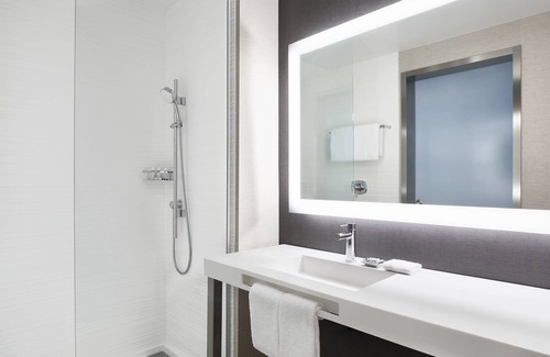 El Segundo Hotel | AC Hotel by Marriott Los Angeles South Bay