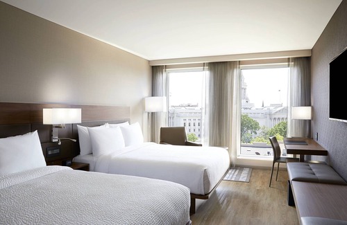 Madison Hotel | AC Hotel by Marriott Madison Downtown