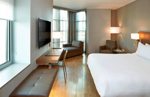 Downtown Portland Hotel | AC Hotel by Marriott Portland Downtown, OR