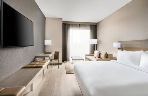 Southwest Raleigh Hotel | AC Hotel by Marriott Raleigh Downtown