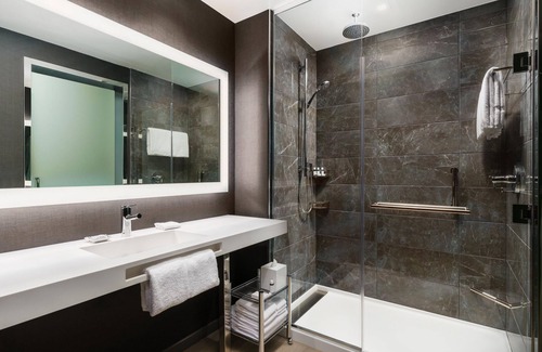 Southwest Raleigh Hotel | AC Hotel by Marriott Raleigh Downtown