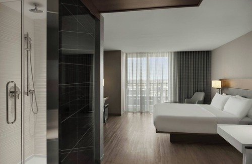 Wetherington Hotel | AC Hotel by Marriott Cincinnati at Liberty Center