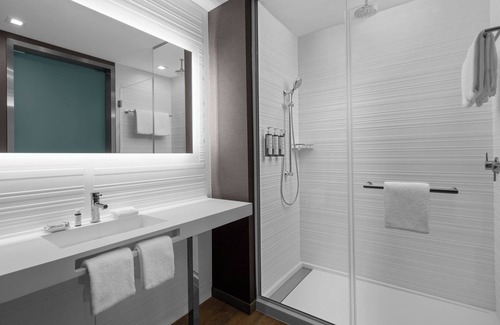 Clearwater Beach Hotel | AC Hotel Clearwater Beach