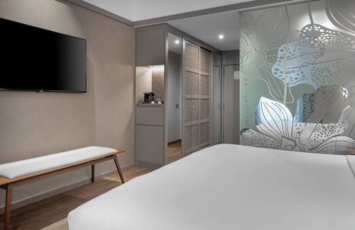 Recoletos Hotel | AC Hotel Recoletos by Marriott