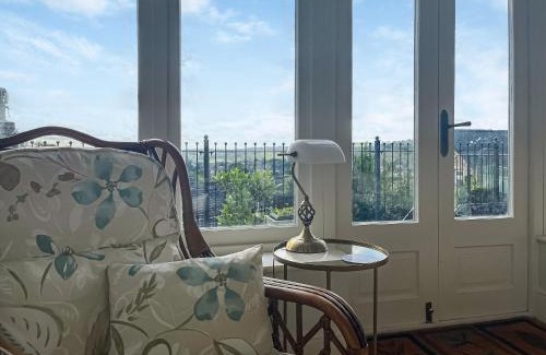 Matlock House | Acacia Cottage