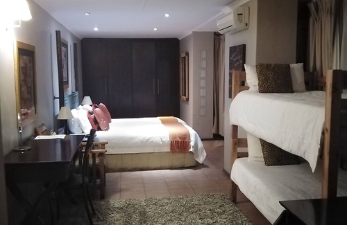 Nelspruit House | Acacia Guesthouse