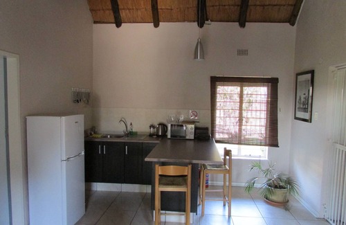 Greater Johannesburg Metropolitan Area Bed & Breakfast | Acacia House Executive Suite