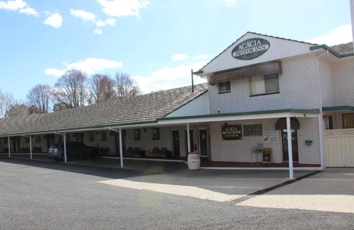 Armidale Hotel | Acacia Motor Inn