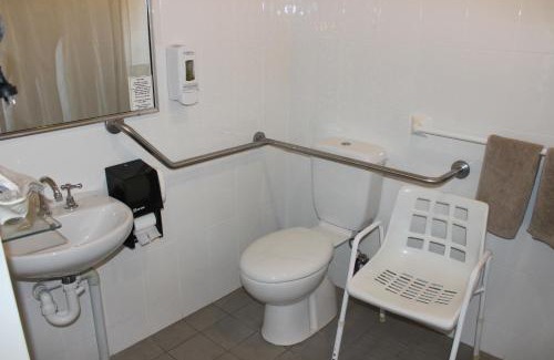 Armidale Hotel | Acacia Motor Inn