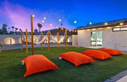 Racquet Club South House | Acacia Retreat by Rather Be Properties