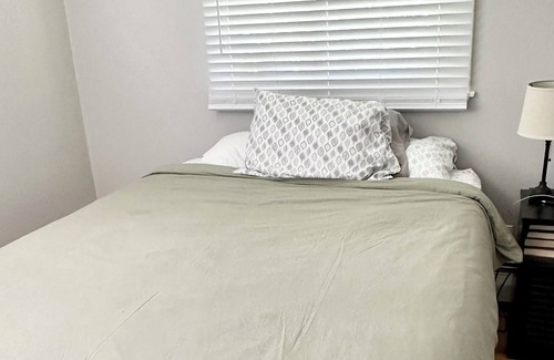 New Milford House | Academic rental 2024-2025