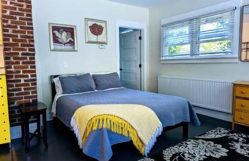 Southwest Harbor Apartment | Acadia Park Suites 1