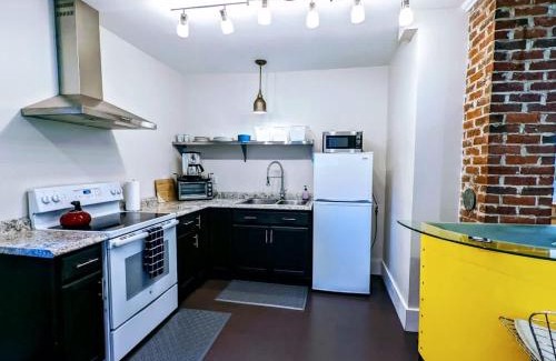 Southwest Harbor Apartment | Acadia Park Suites 1