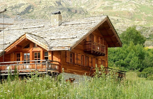 Bergers Ski Chalet | Accès direct aux pistes! Grand Chalet Privé 15p