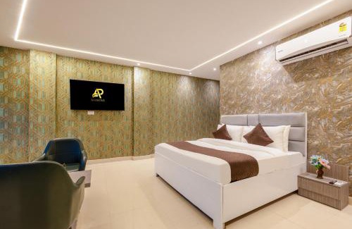 Khattalwada Hotel | Accent Park Opp Corporate Hub, 62