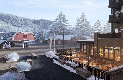 Keystone Apartment | Accessible King Room in Keystone near Slopes