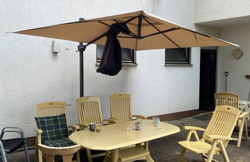 Amberg House | Accommodation for groups or those seeking relaxation on the edge of a large wooded area