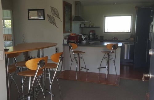 Nukuhau House | Accommodation available